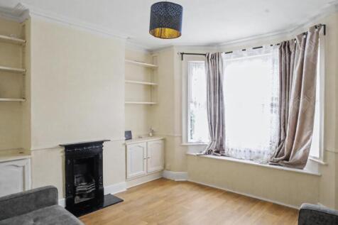 4 Darwin Road, Ealing, London W5 4BD