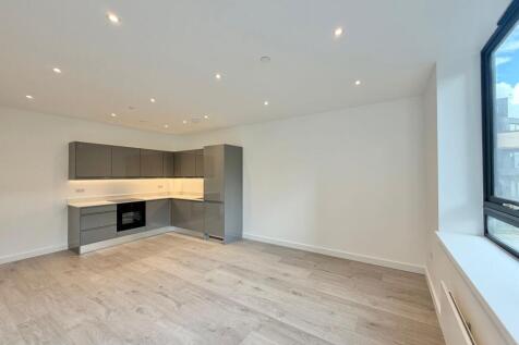 151 Silbury Boulevard, Milton Keynes, MK9 photo 4