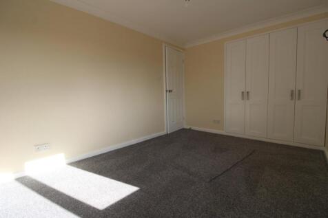 Octavia Court, Wallsend photo 4
