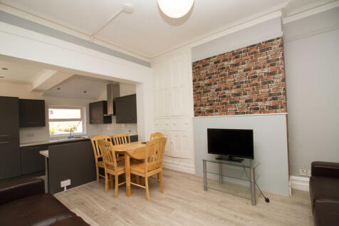 Cumberland Road, Loughborough photo 3