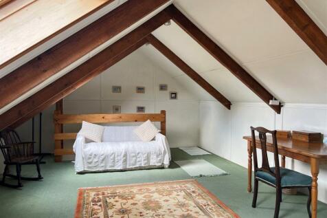 Bedroom 4 (Attic)