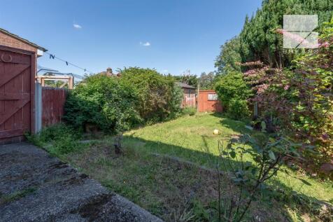 9 Brookhouse Gardens_0018.jpg