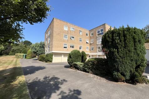 Lilliput Court