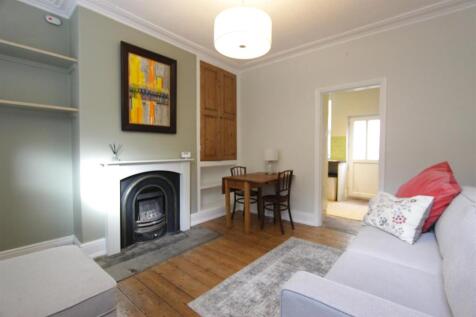Front room (1).JPG