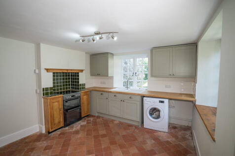 Druid Lodge, Llanfair Pwllgwyngyll, Isle Of Anglesey photo 3