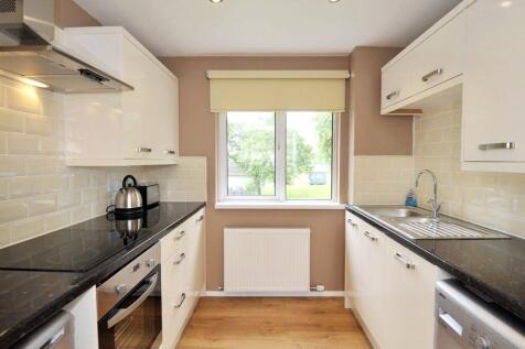 Hazel Drive, Westhill, Aberdeenshire, AB32 photo 4
