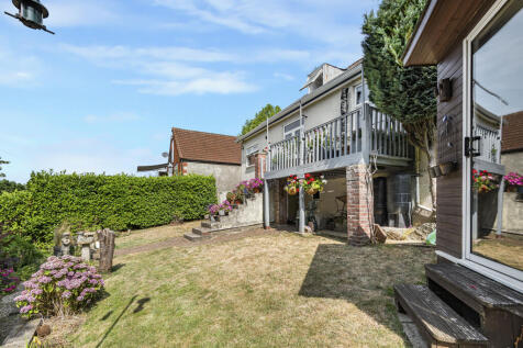 rear garden view of the bungalow