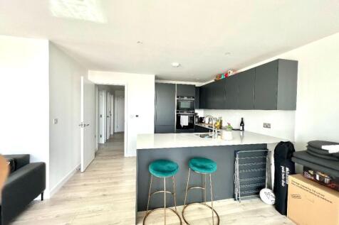Hartingtons Court, Coster Avenue, London photo 4