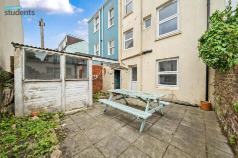 b1d1b3d1-b20a-46d...