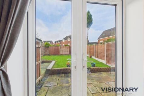 CAM03522G0-PR0235-STILL005