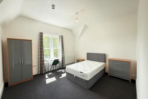 Bedroom 1.JPG