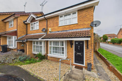 Harvard Close, Woodley,