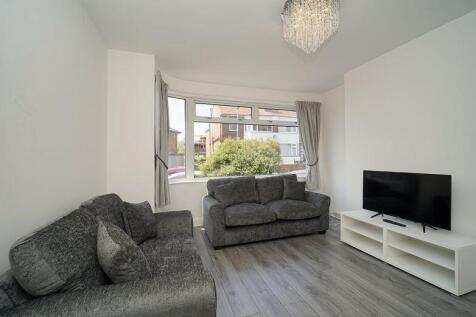 Ash Gardens, Leeds photo 3