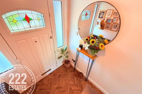 PHOTO-2025-08-15-12-54-41 (12).jpg