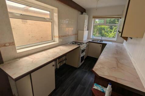 18 Wellman CroftSelly OakBirmingham photo 4