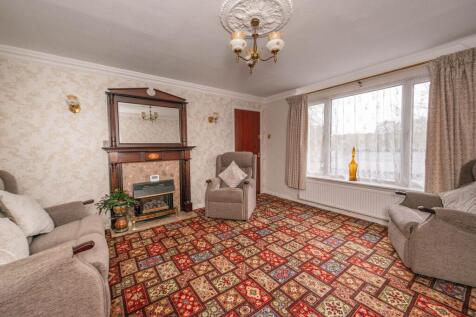 Sitting room dining kitchen
