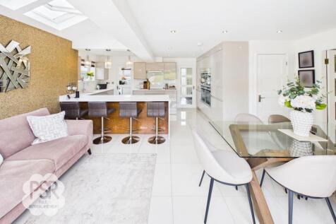 Kitchen Dining Room.