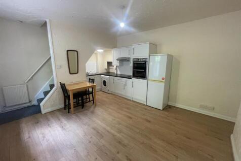 Lowergate, Paddock, Huddersfield photo 2