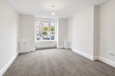 Carlton Road, Sale, Trafford photo 3