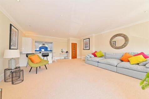SITTING DINING ROOM 6.jpg