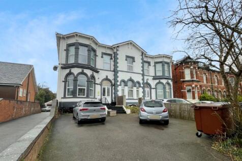Part Street To Let