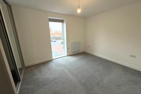 Skybridge Close, Coventry photo 3