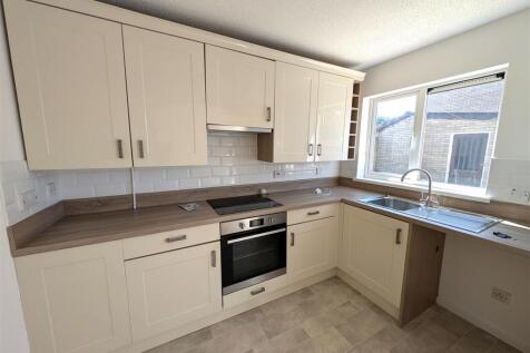 KITCHEN 1.jpg