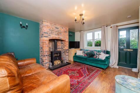 Holly Cottage PFP (13 of 42).jpg
