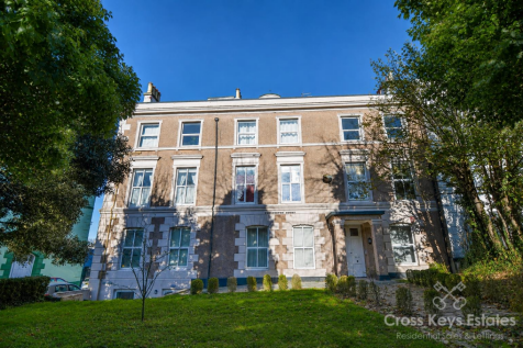 Plymouth, PL4 - property photo