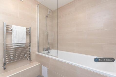 Flat 2 - £1,300 (Available On 18th July 2026) 