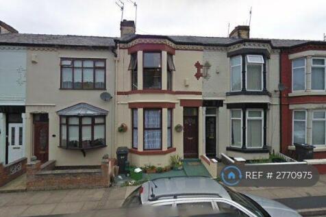 Recently Refurbished 2 Bed