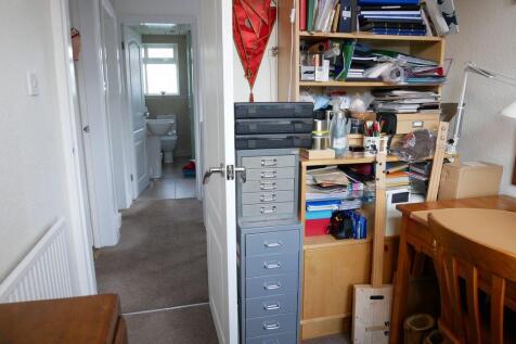 Photo 33