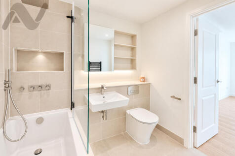 Mill House, 36, Rose Square, Twickenham, London, TW2 7GL photo 4