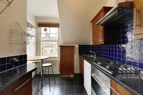 Kitchen /Breakfast Room 