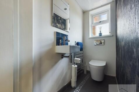 CAM01073G0-PR0137...