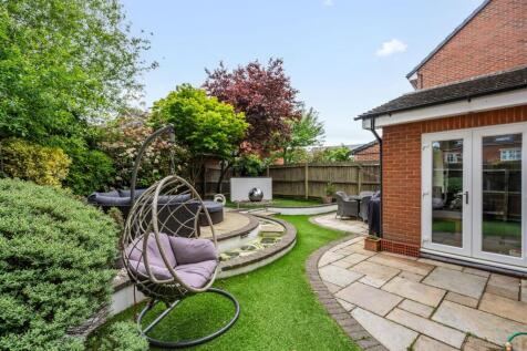 30 Tutnall Drive_18.jpg
