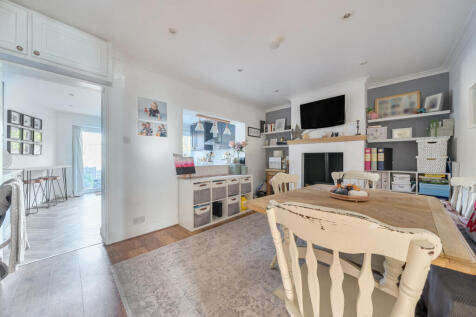 1371404-9-68fb84b...