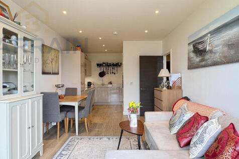 Blair Street, E14 For sale 1 bedroom, Flat by Barr