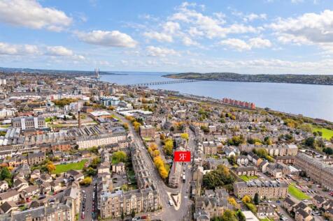 2R 207 Perth Road Dundee-17.jpg