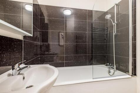 8488121-interior16.jpg
