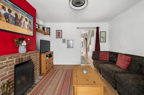 Living Room (view a)