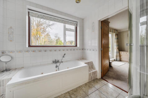 1380427-2-6913835...