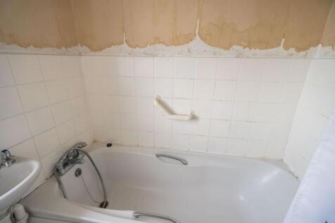 Bathroom (2)