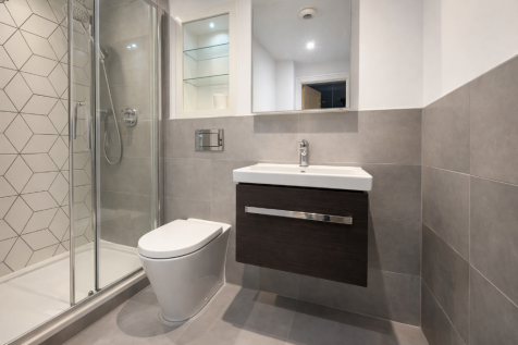 Queens Road, Weybridge, Surrey, KT13 photo 5