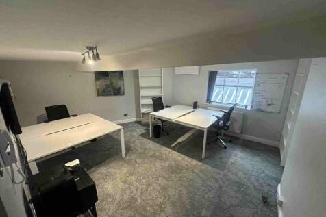 Office to rent Image 6