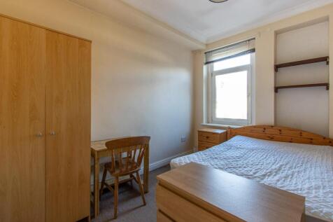 Glenroy Street 145-10.jpg