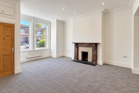 2 Bedroom Flat in DL3 7RB