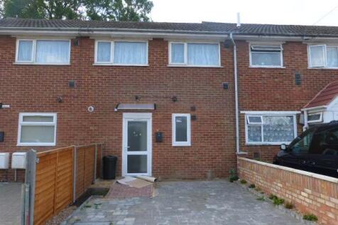 1-bed flat on Manor Lane, Harlington, Middlesex, UB3 5EG, £1,200/mo