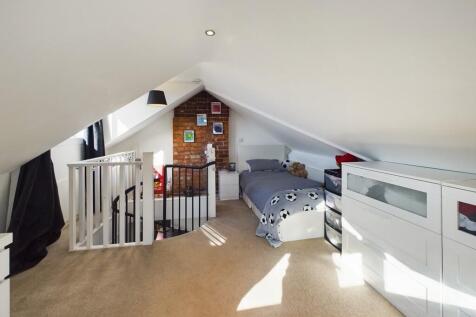 CAM02854G0-PR0318...