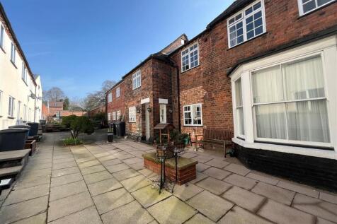 3 Bakers Court Front.jpg